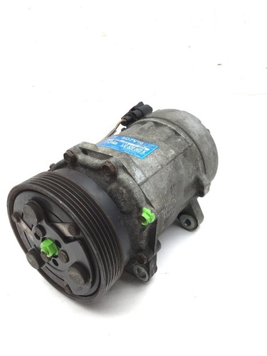 VW Golf IV 1J Klimakompressor 1J0820803K Kältemittelkompressor