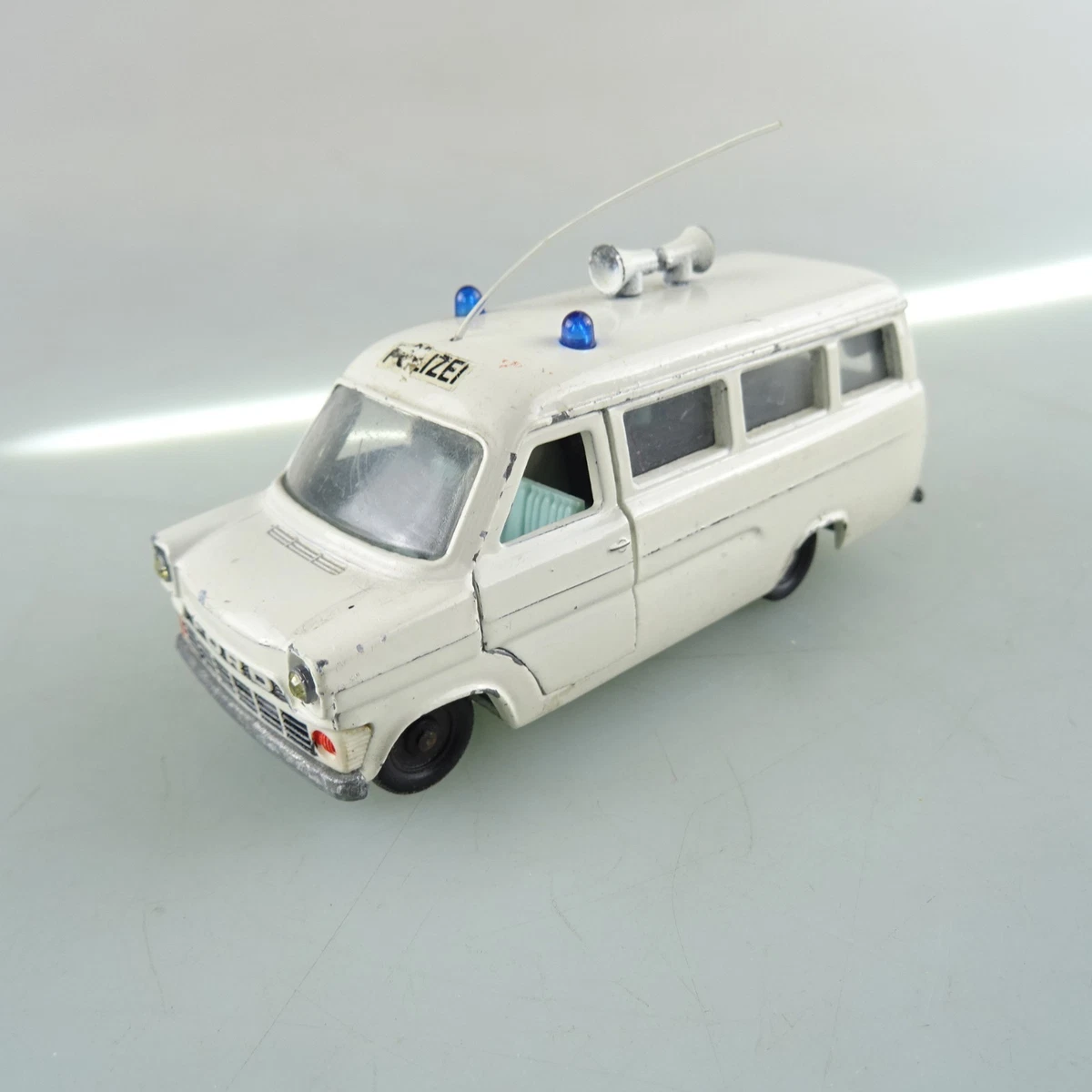 Ford Transit Pick-Up / 1:43 (Neu und originalverpackt) in für CHF 28