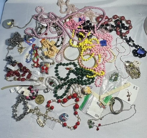 Lot Of Vintage Jewelry 2 Lbs Necklaces Costume
