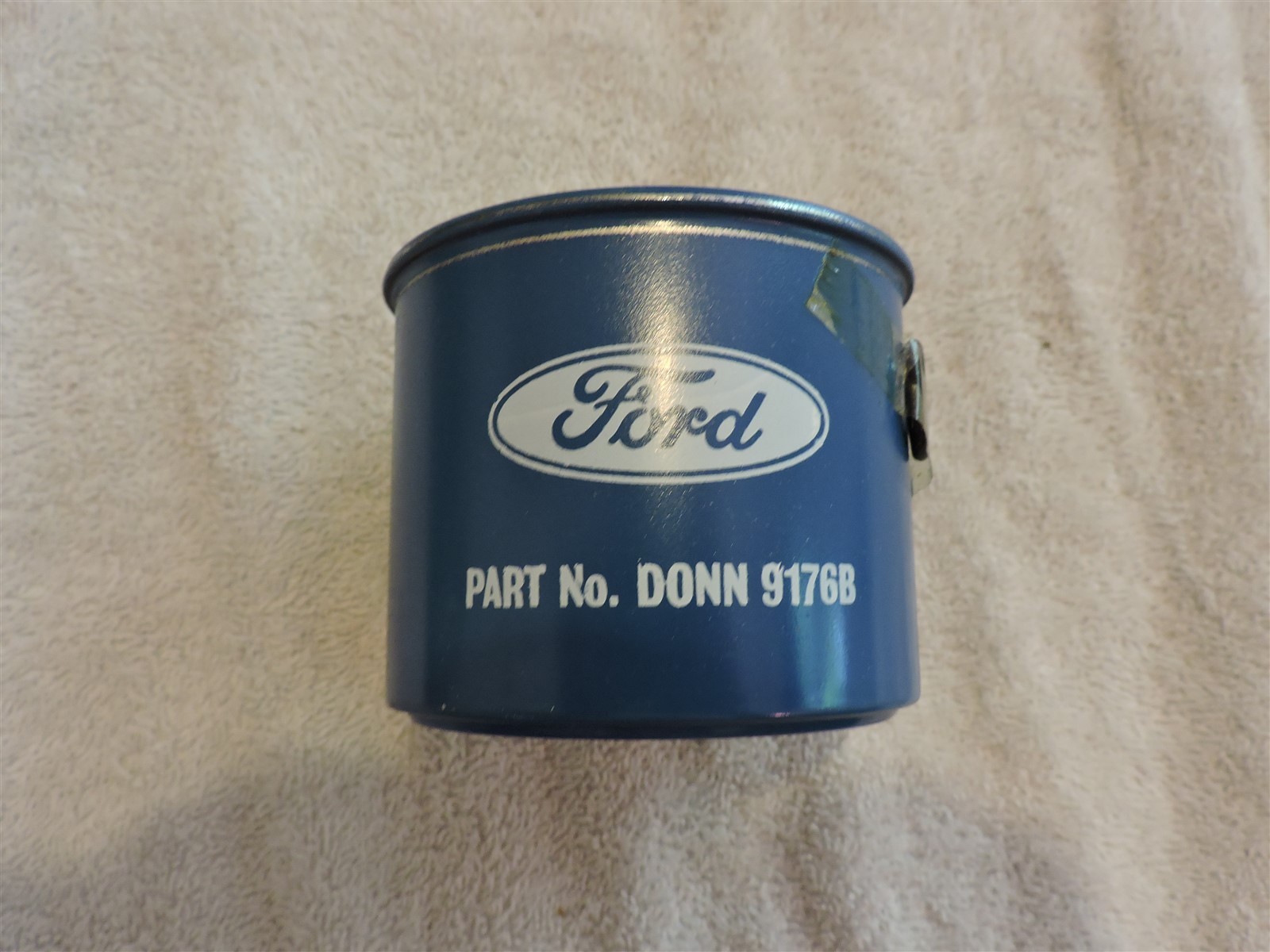 Réservoir Carburant Pour Tracteur Ford 2000 à 3120 – Pièce Aftermarket Neuve – Marque Fiable