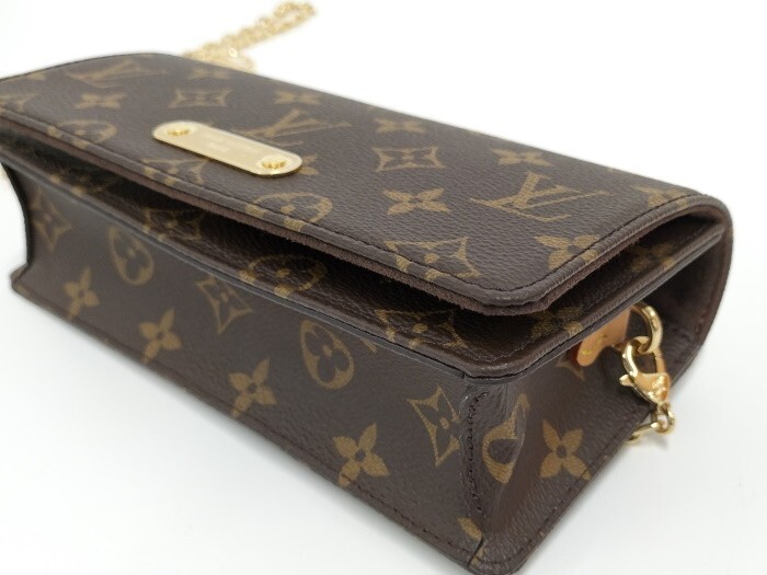 SA】Authentic LOUIS VUITTON Monogram Wallet on Chain Lily