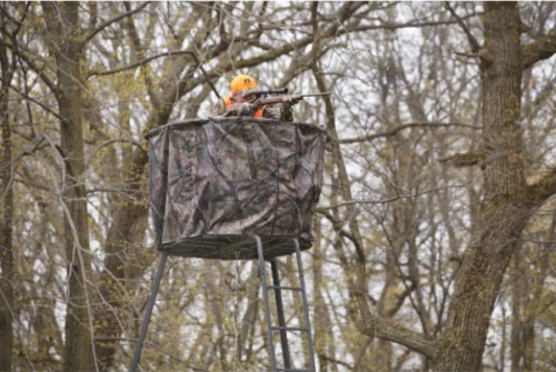 Half Hunting Blind For Tripod Durable Weather Resistant shell Zippered Entrance - Image 2 of 4
