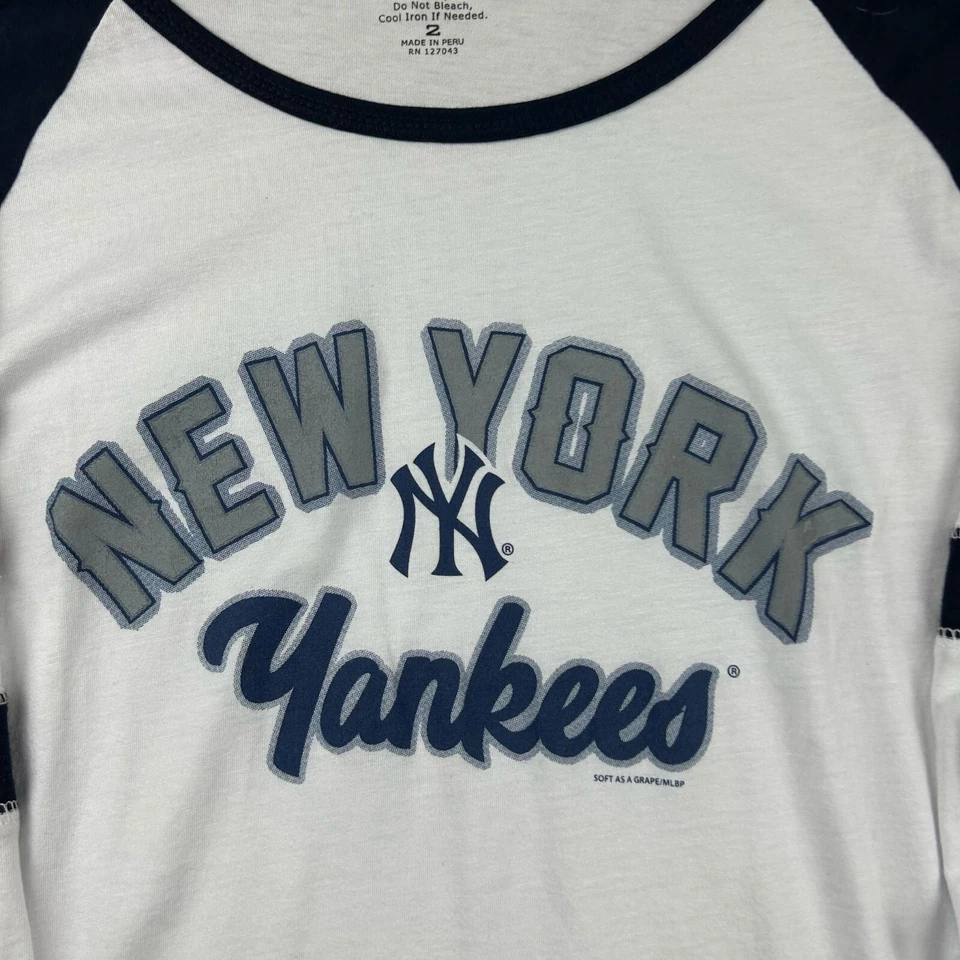 Camiseta de béisbol MLB New York Yankees para mujer 2X azul blanco mangas 3/4 nueva con etiquetas Foto 2 de 4