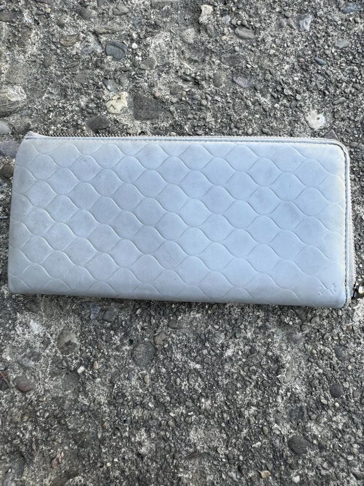 Cartera Skagen Gris Cremallera Cuero y Bolso de Mano Hecho por el Hombre Dinamarca Foto 2 de 4