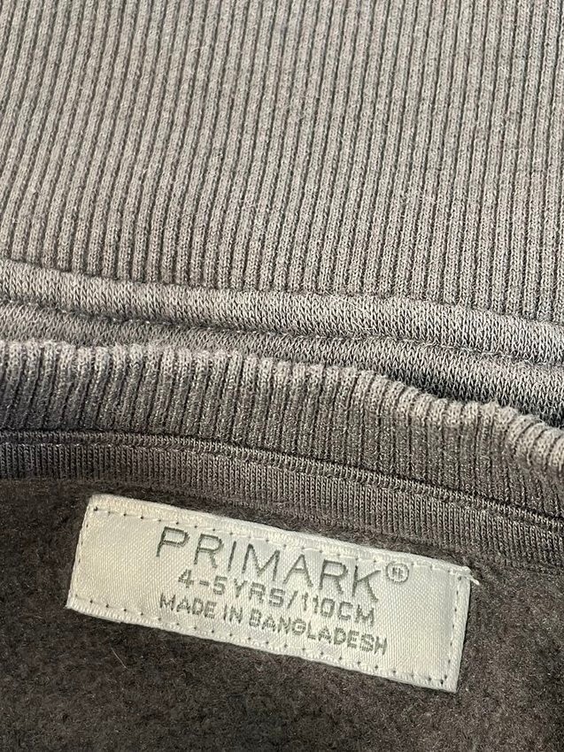 Primark Boys Gray Sweatshirt Pullover Size 4-5 image 3