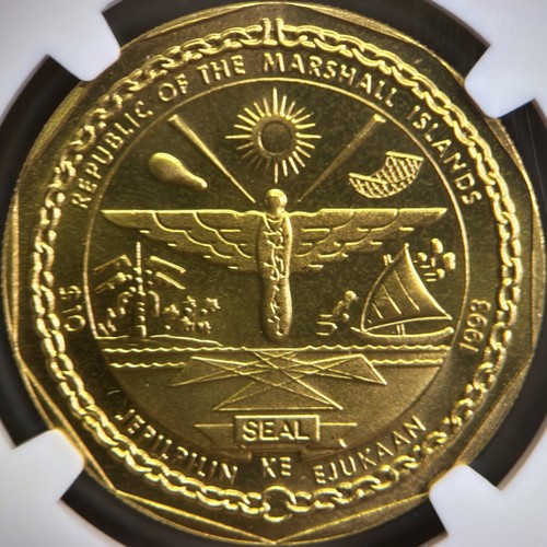 MARSHALL ISLANDS. 1993, 10 Dollars - NGC MS69 - Top Pop 🥇 Elvis Presley, Brass - Picture 5 of 5