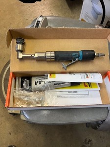 DYNABRADE ANGLE HEAD 1" ROTARY SANDER