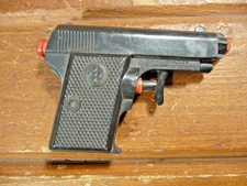 Vintage Knickerbocker Water Squirt Gun Pistol No Hollywood Calif USA