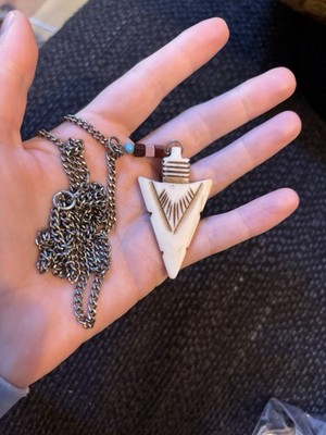 Arrowhead necklace, extra long chain, barely worn, bought at Free People