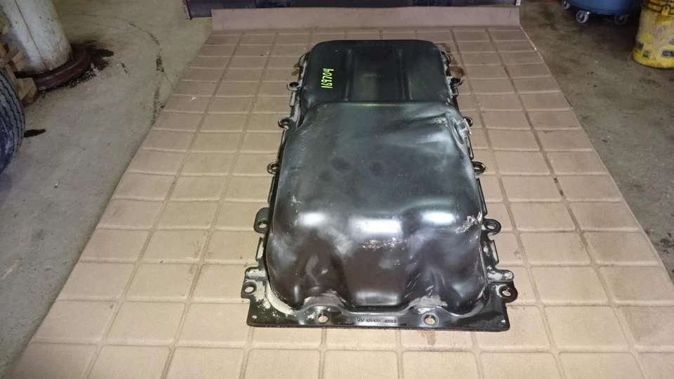 Oil Pan Assembly 4.6L ID: F8AE-6675-AD Fits 1992-2002 Ford Crown Victoria 606827 - Изображение 4 из 4