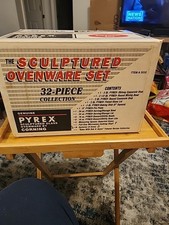 Pyrex Vintage 32 Piece Clear Sculptured Ovenware Collection, New . Item #2032