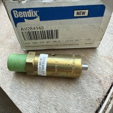 Válvula de alivio de presión de seguridad para depósito de freno de aire Bendix 284142 AV284142