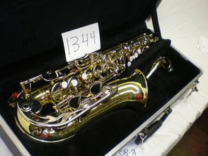 Vito Alto Sax w/nickel plated keys-Just overhauled w/New Case NO RESERVE!!!