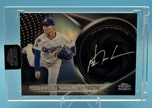 2026 Topps Chrome Black Yoshinobu Yamamoto Base (RAW)