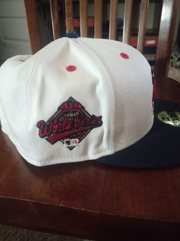 Cleveland Indians Chief Wahoo 1997 World Series White/Navy New Era Fitted "Rare" - Image 4 of 4