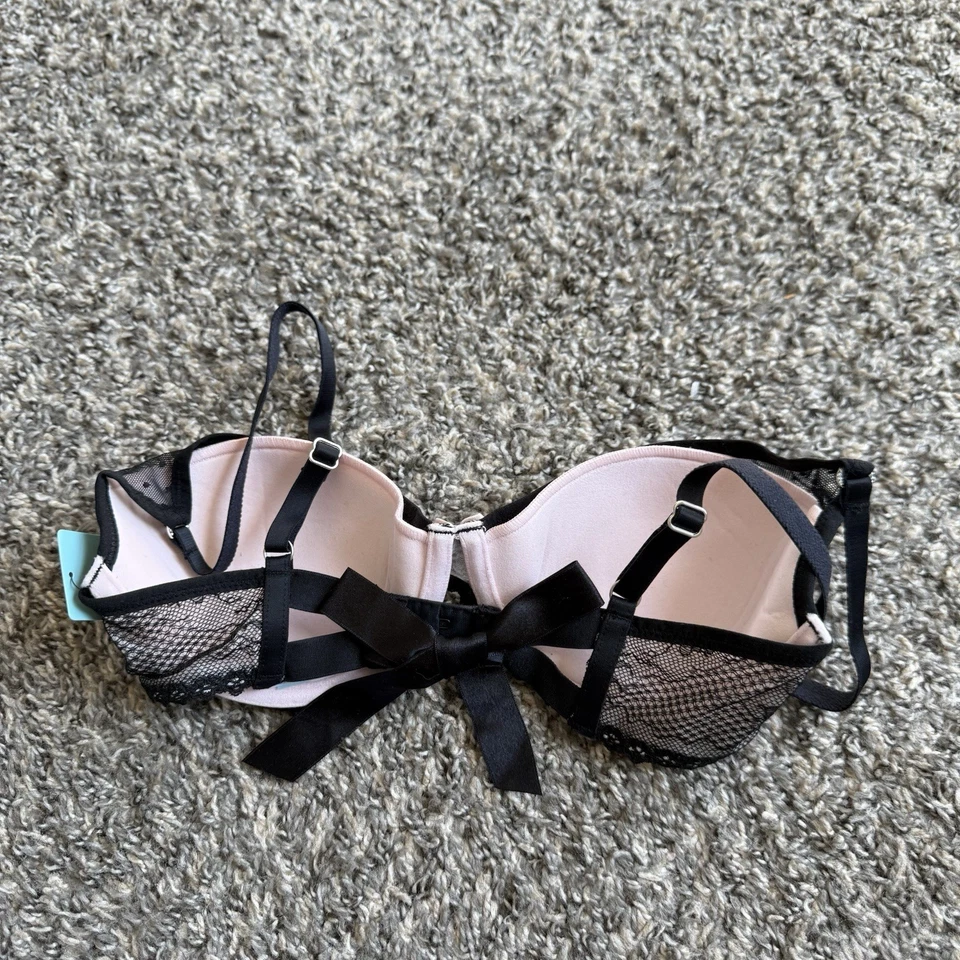 Sujetador con aros Betsey Johnson Balcontte talla 30D tan sexy negro lazo de encaje nuevo Foto 3 de 4