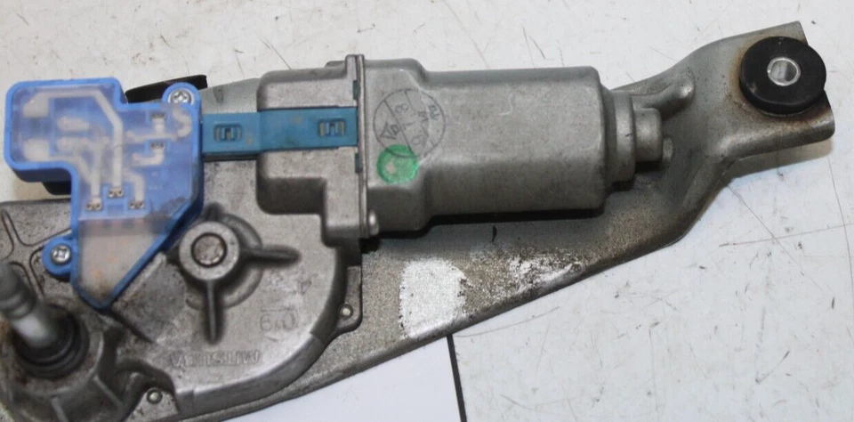 2010-11 SUBARU IMPREZA OUTBACK WRX STI WAGON REAR WIPER MOTOR OEM P/N 86510FG090 - Image 3 of 4