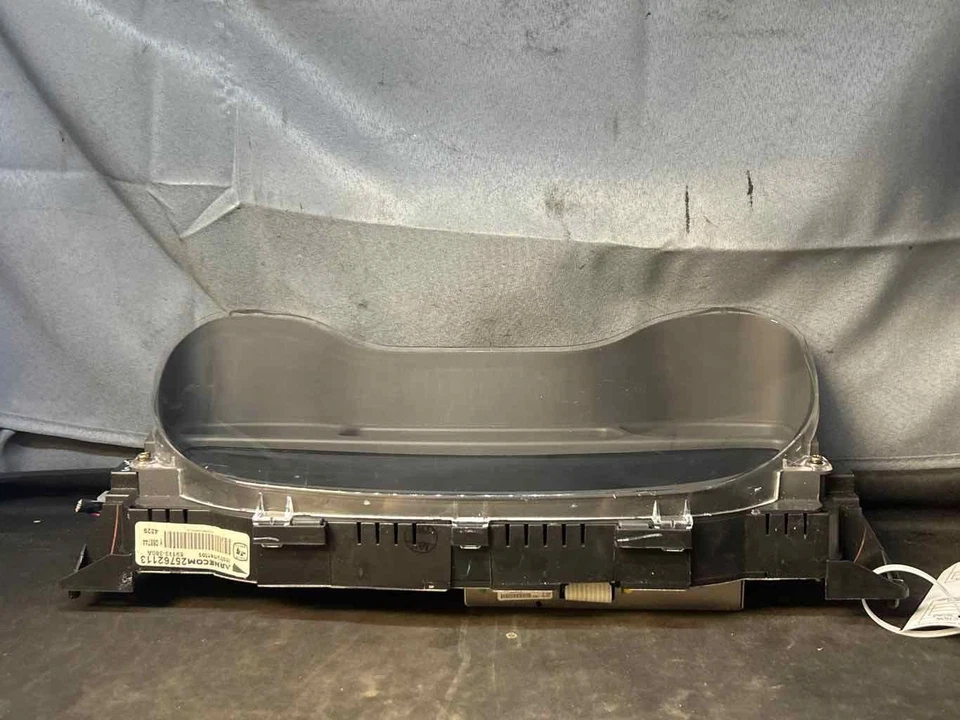 Fits 2001-05 CADILLAC DEVILLE Speedometer (miles n/a) OEM:257621113 - Imagem 4 de 4