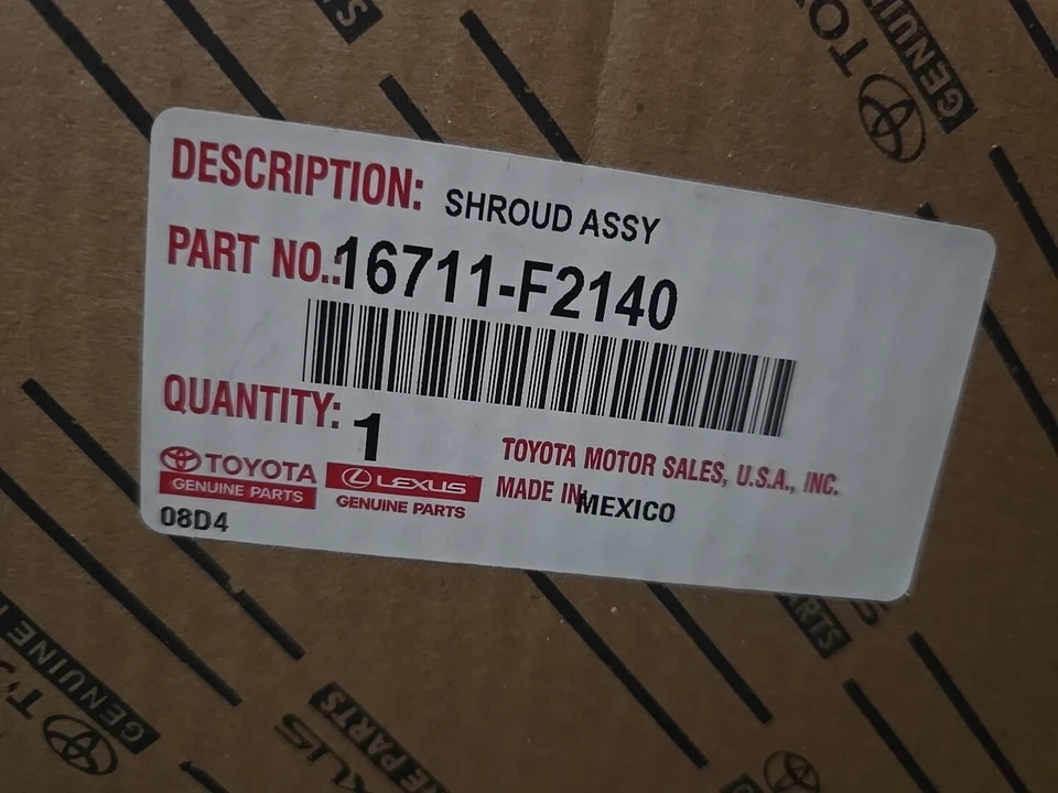 Toyota Corolla Cross 2023 2,0 L cubierta 16711-F2140 OEM NUEVO Foto 3 de 3