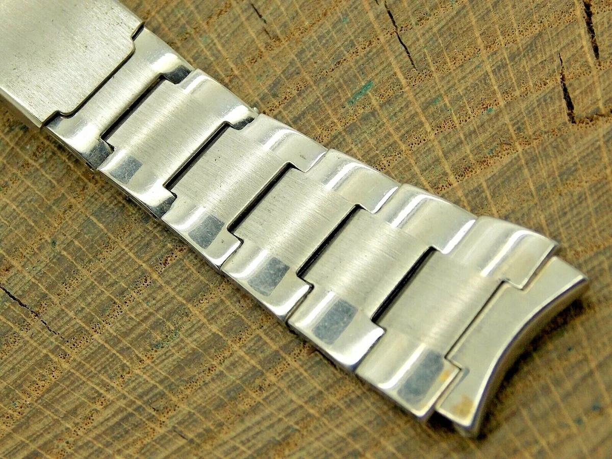 Comment reconnaître un bijou en or 18 carats - Poinçon 22
