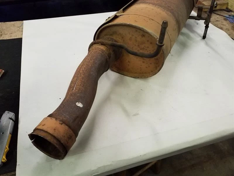 Silenciador de escape 5,4 L 5,4 OEM compatible con 99 00 01 02 03 Ford F250 F350 Foto 3 de 4