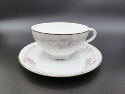 Vintage Porcelain China Gold Standard Tea Cup And Saucer Vintage Porcelain China Gold Standard Tea Cup And Saucer