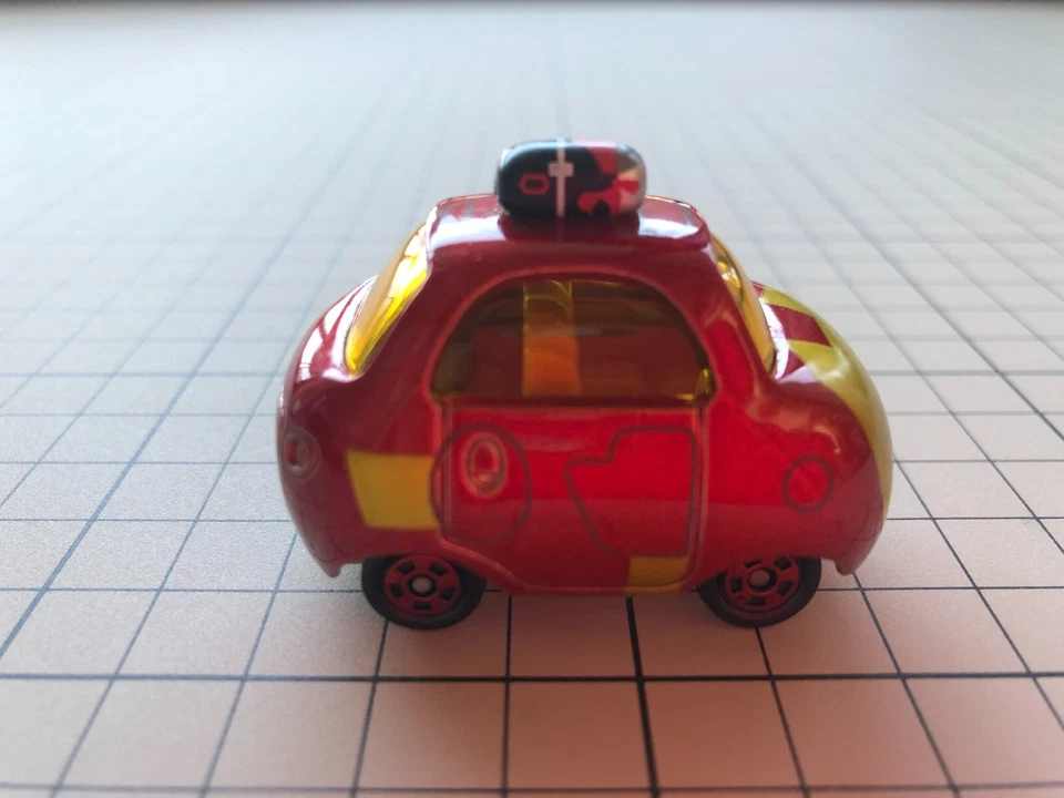 TOMICA: Marvel tsumutsumu Iron Man  - Image 3 of 4