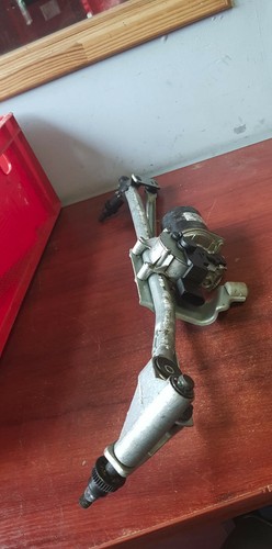 BMW 1 E82 Scheibenwischerwerk vorne 7192964