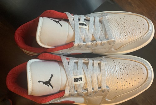 Nike Air Jordan 1 Low PRM Size 8.5 Metallic Silver University Red DA4668 001 - Picture 12 of 12