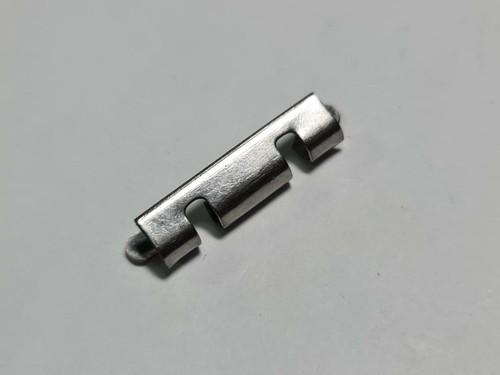 GENUINE USED BRACELET END LINK PC SEIKO NAVIGATOR WORLD TIME 6117-6400 6117-6410