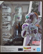 Bandai Tamashii Nations S.H.Figuarts Dragon Ball Z Mecha Frieza Action Figure