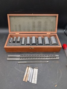 Dumont Minute Man Broach Set No. 30. 11112