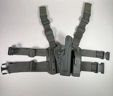 Blackhawk USA C1370 Drop Leg & C1375 Right Hand Green Holster Beretta 92/96