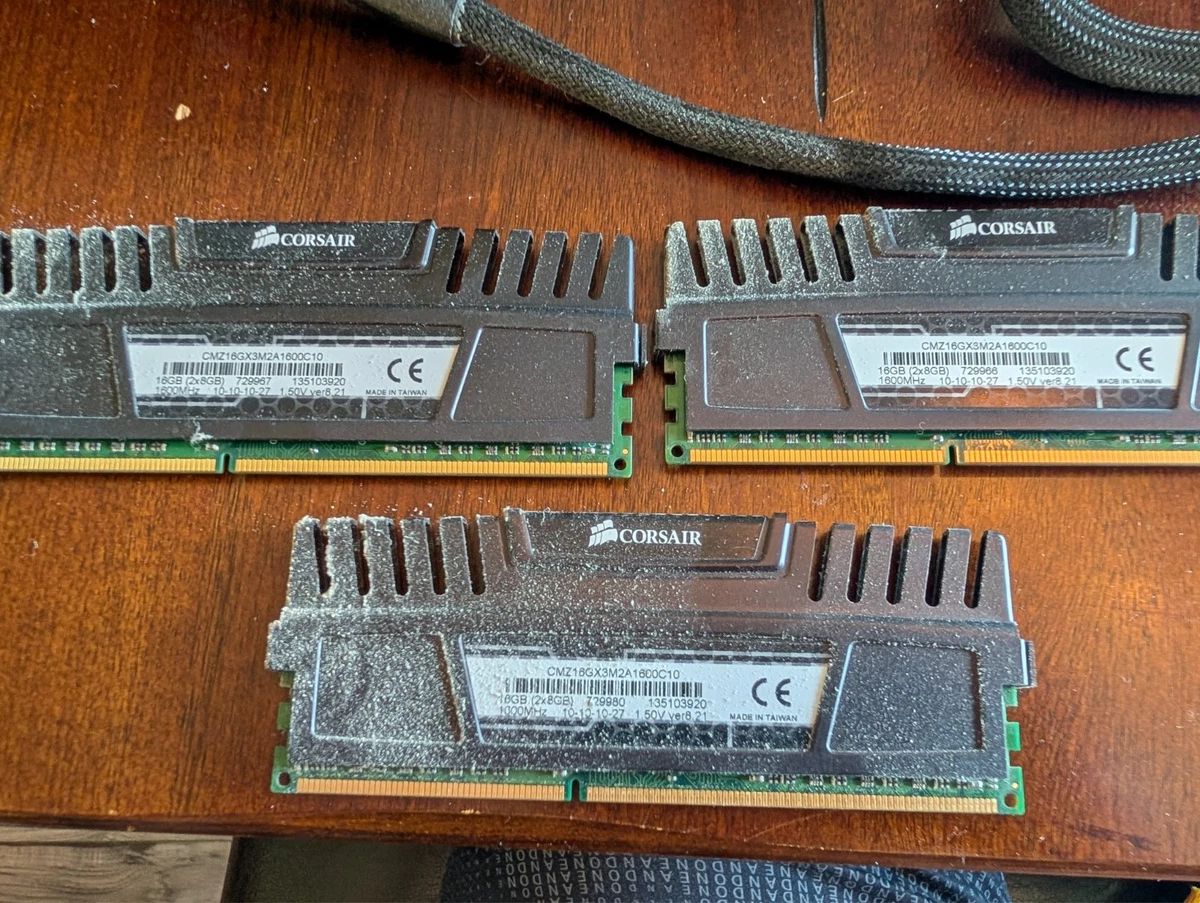 Corsair PC3-12800 (DDR3-1600) 8 GB Computer Memory (RAM) for sale