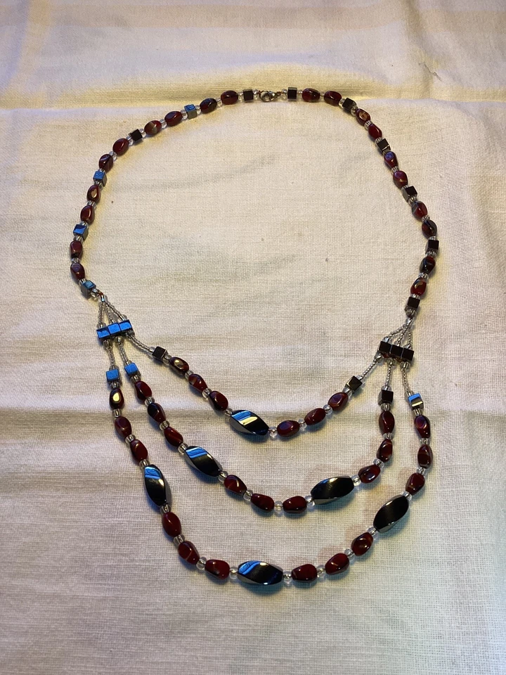 Collier Hématite Et Pierre Rouge Agate Ou Jaspe. 3 Rangs Devant 50 Cm - Photo 4/4