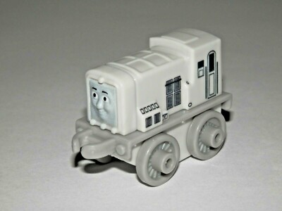 Thomas & Friends Minis 2015/1 Old School DIESEL #9 - NEW - WEIGHTED - SHIPS FREE