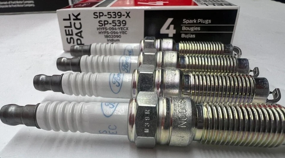 Paquete de 4 bujías de iridio Motorcraft para Ford Escape Fusion 2017-2019 1,5 L turbo Foto 2 de 4