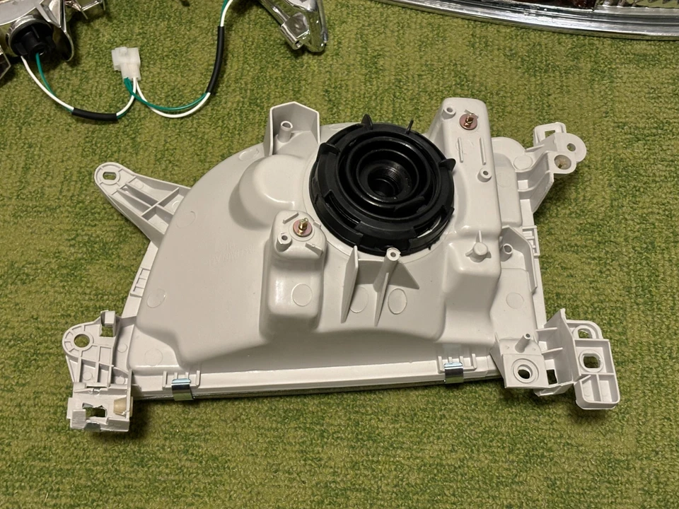 Toyota Hiace Van 1993-2004 Headlight Corner Turn Signal Lamp Left Right Pair JDM - Изображение 4 из 4