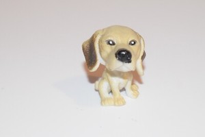 LITTLE RHODESIAN RIDGEBACK DOG FIGURINE COLLECTIBLE.