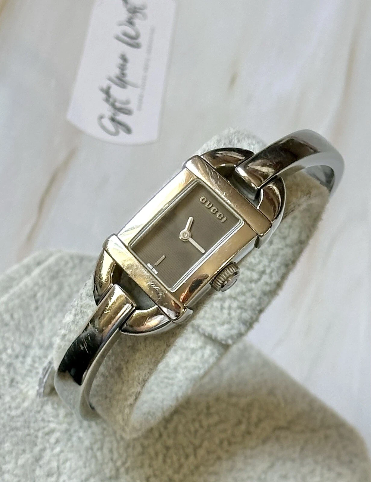 Montre bracelet de luxe pour femme Gucci 6800L en acier inoxydable argenté fabriqué en Suisse 16 mm