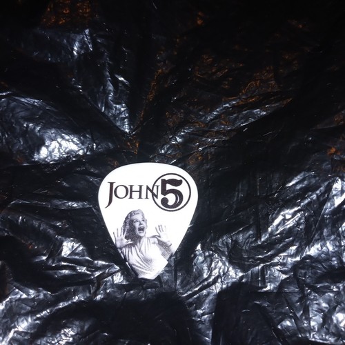 Motley Crue Ex ROB ZOMBIE Marilyn Manson John 5 Signature Cool Tour GUITAR PICK