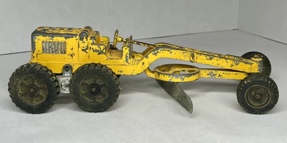 Vintage Hubley Kiddie Toy Road Grader Die Cast Toy No.481 - Made in U.S.A. - Image 2 of 4