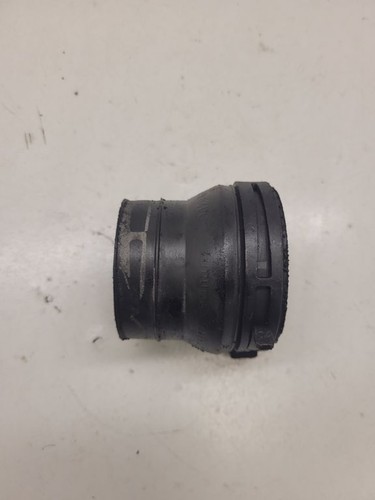 Volkswagen Golf IV 2002 Diesel 81kW Ansaugrohr Ansaugschlauch Turbolader DRA9539