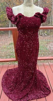 MISS ORD Red  Sequined Off Shoulder Formal Holiday Evening Prom Dress L