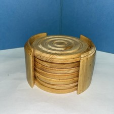 SIX PIECE COASTER SET WITH HOLDER MADE OF HARD NATURAL COLOR WOOD