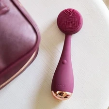 PMD Clean Facial Smart Cleansing Device Berry Massaging Silicone SonicGlow NIB
