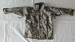 USGI COLD WEATHER PARKA Gore-tex ECWCS ACU Digital Camo..Various Sizes US Army