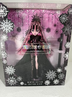 Monster High HKX67 Draculaura Howliday Doll Special Edition