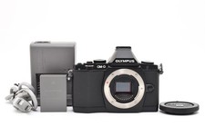  NMINT SHUTTER 2799 Olympus OM-D E-M5 Black Mirrorless Camera Body Charger