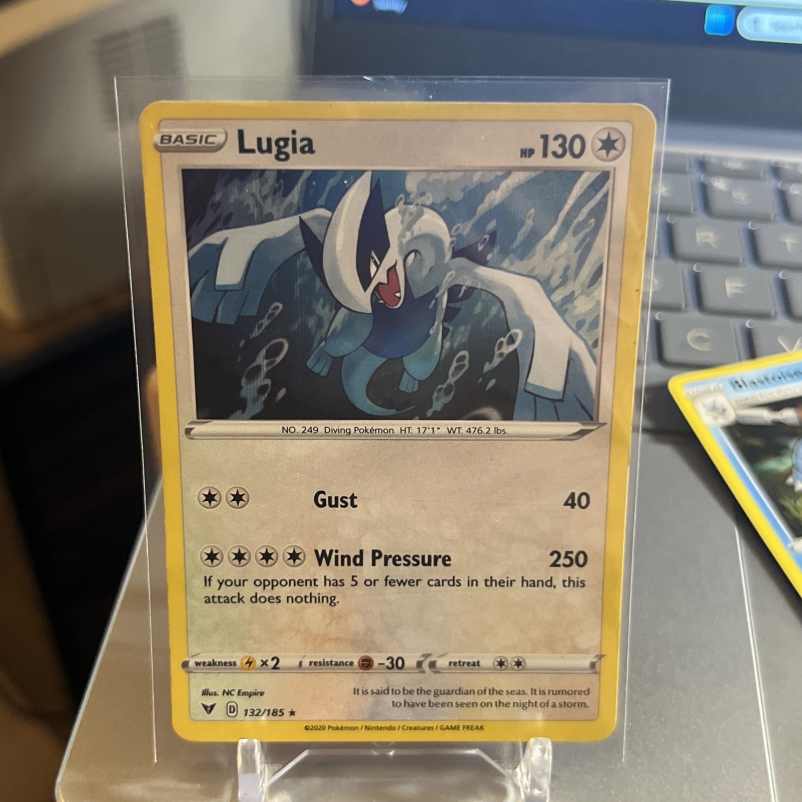 Lugia 132/185 Holo Rare Vivid Voltage Pokemon Holo Near Mint